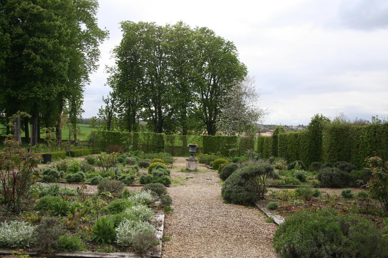 Chateau Manoir De La Leche Touvre Bagian luar foto