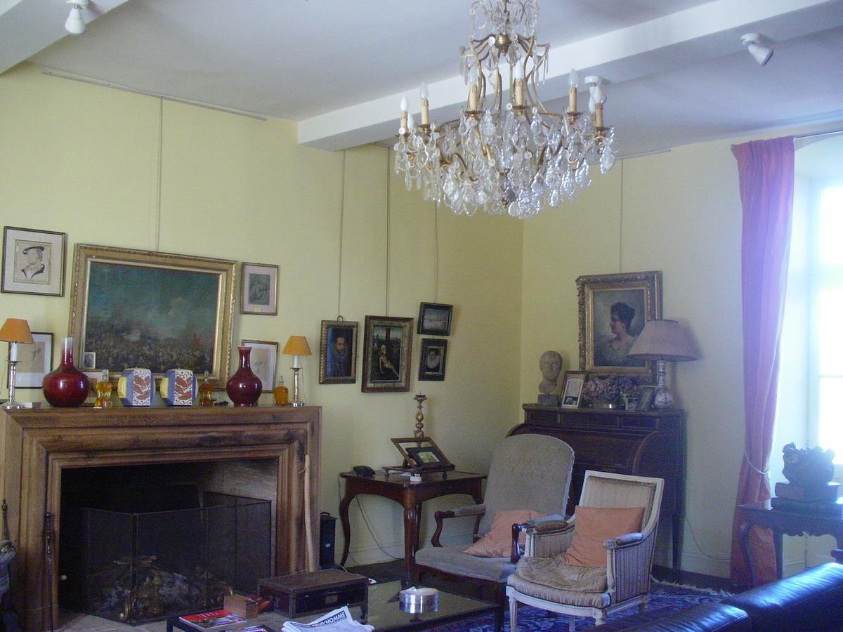 Chateau Manoir De La Leche Touvre Bagian luar foto